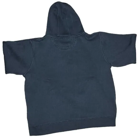 Listing Image Blurred Background