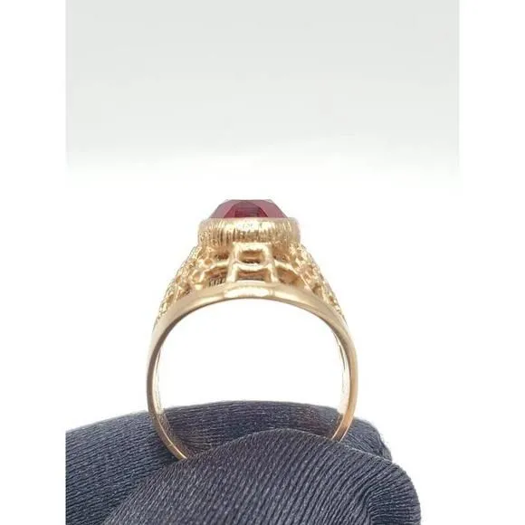 Listing Image Blurred Background