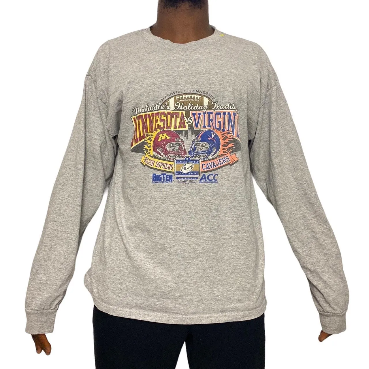 Product image for 2005 Big Ten Minnesota vs Virginia Long Sleeve Tee Size XL - pre-owned---good - Vintage