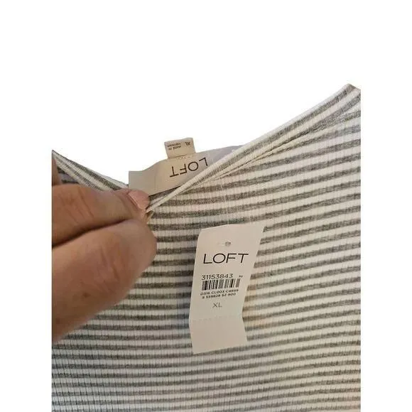 Listing Image Blurred Background