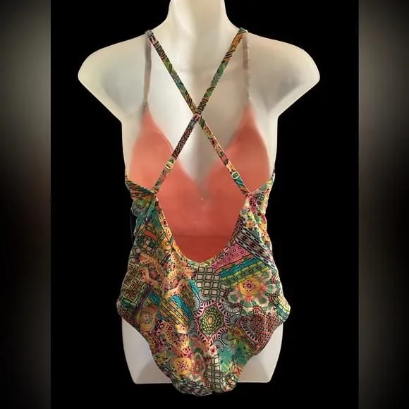 Listing Image Blurred Background