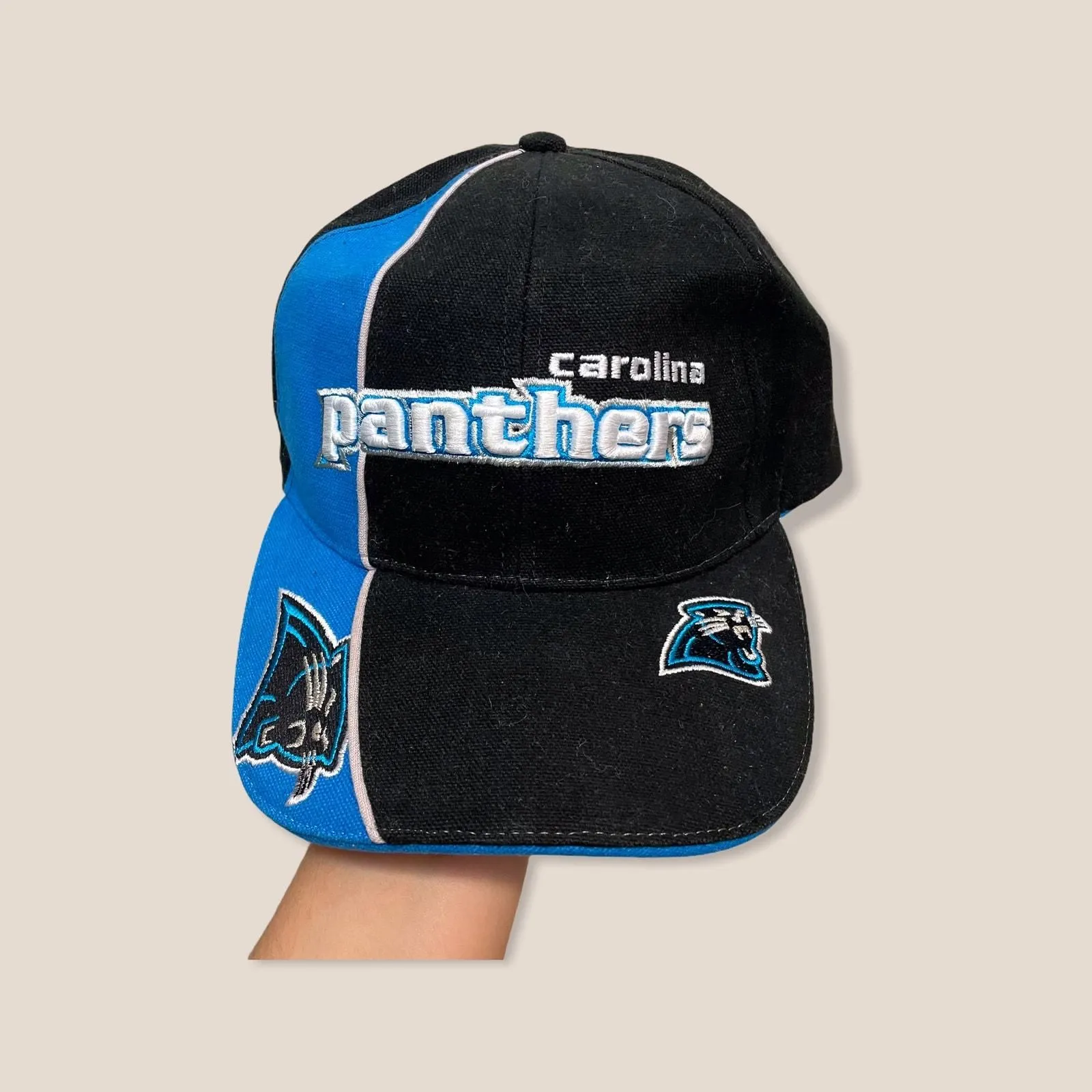 Product image for vintage NFL Carolina panthers adjustable hat - pre-owned---good - NFL