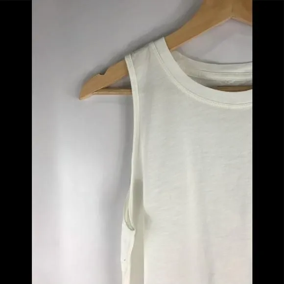 Listing Image Blurred Background