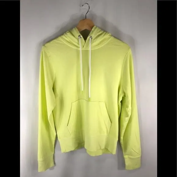 Listing Image Blurred Background