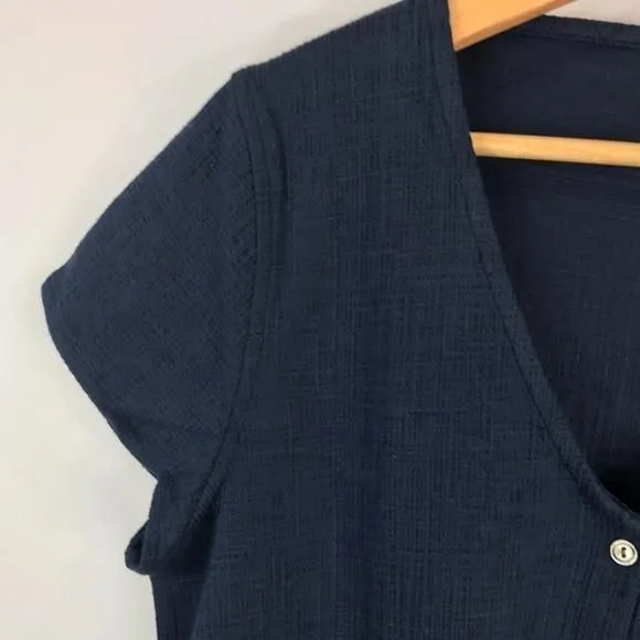 Listing Image Blurred Background