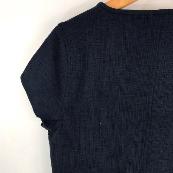 Listing Image Blurred Background