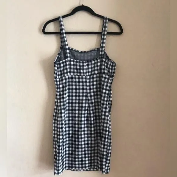 Listing Image Blurred Background