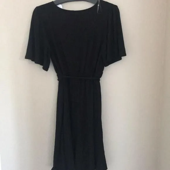 Listing Image Blurred Background