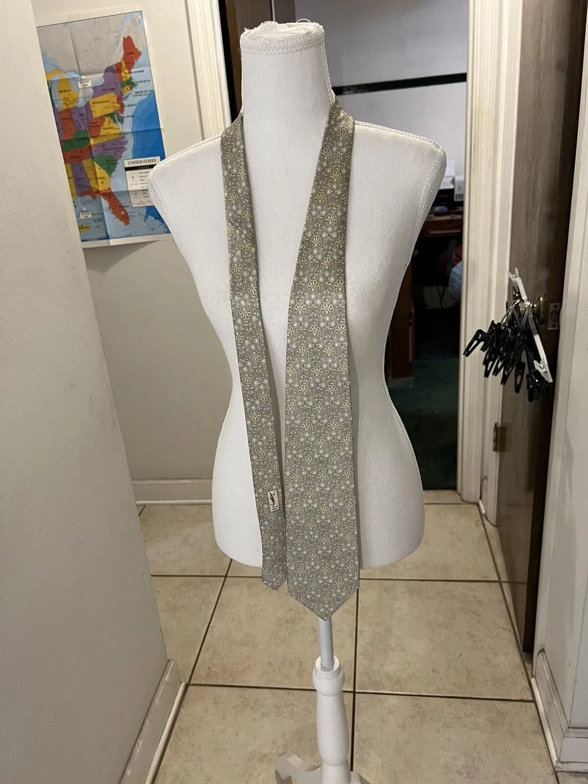 Product image for yves saint laurent mens tie Silk Gray And Cream Preppy Business Wear