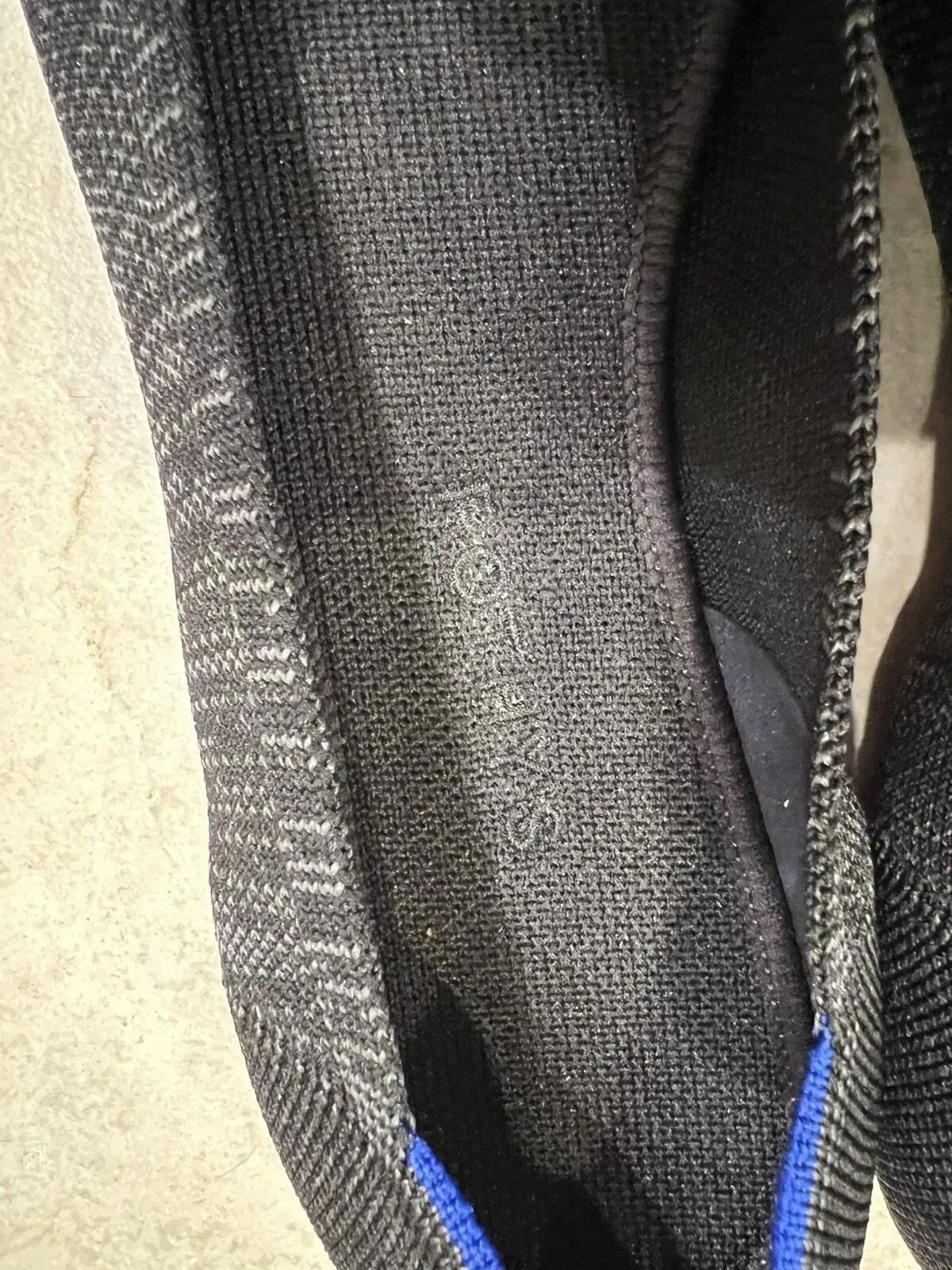 Listing Image Blurred Background