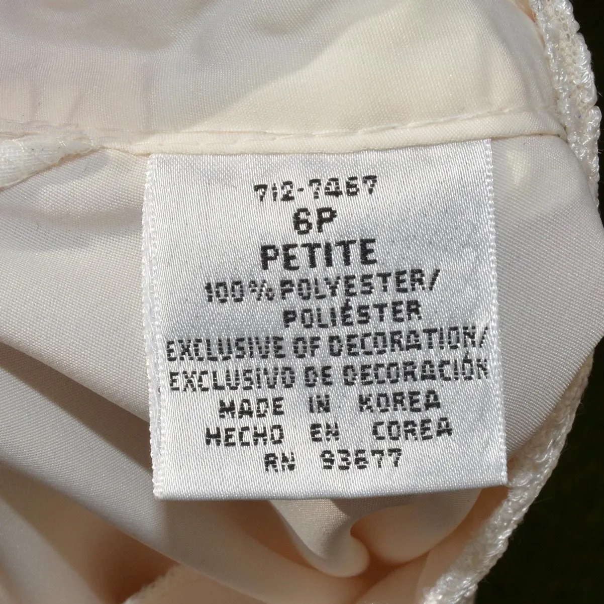 Listing Image Blurred Background