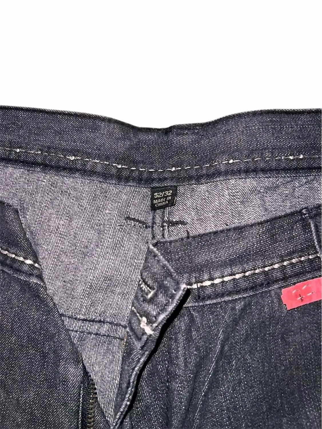 Listing Image Blurred Background