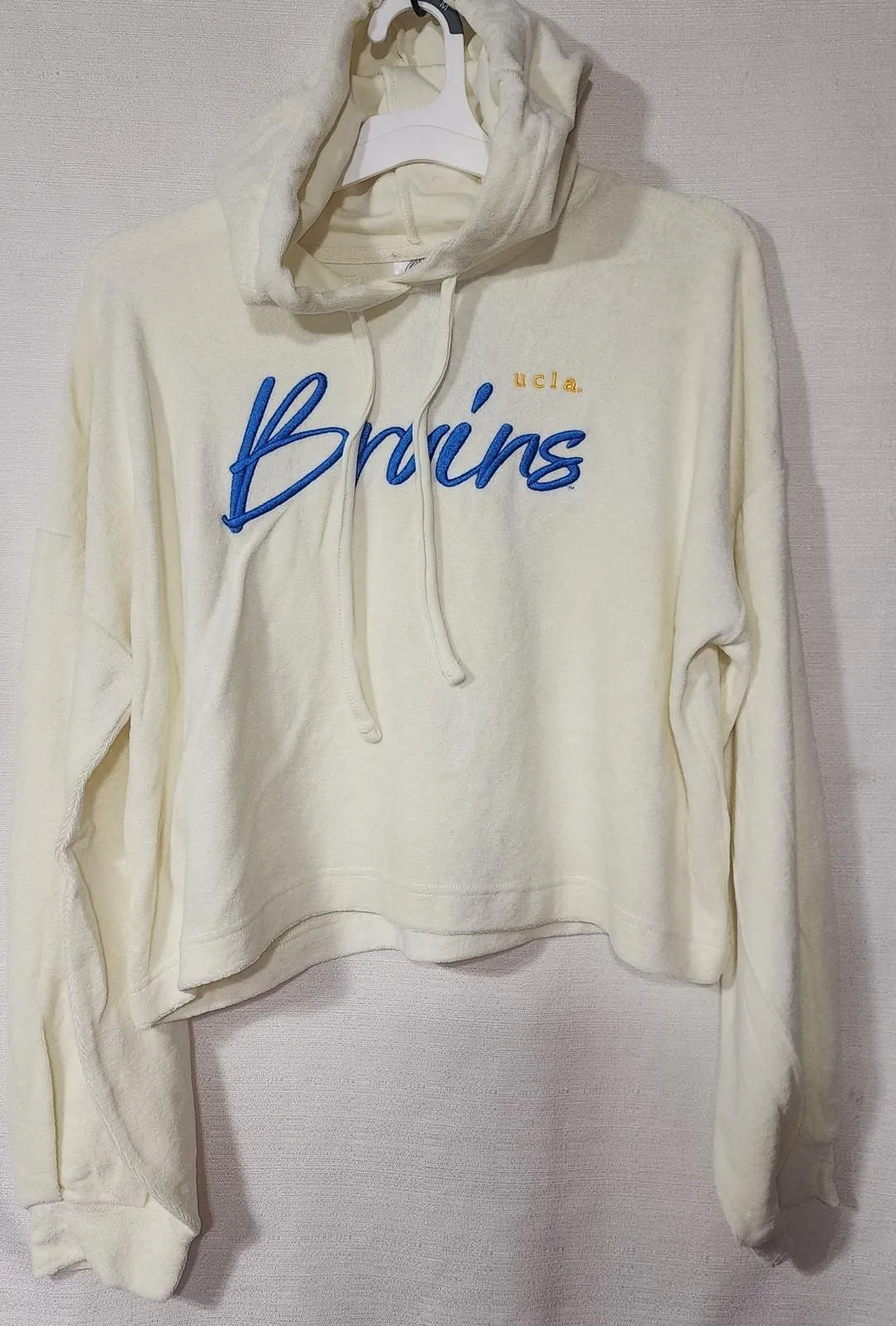 Product image for UCLA Bruins women's white hoodie medium 8/10 - new-with-tags - UCLA