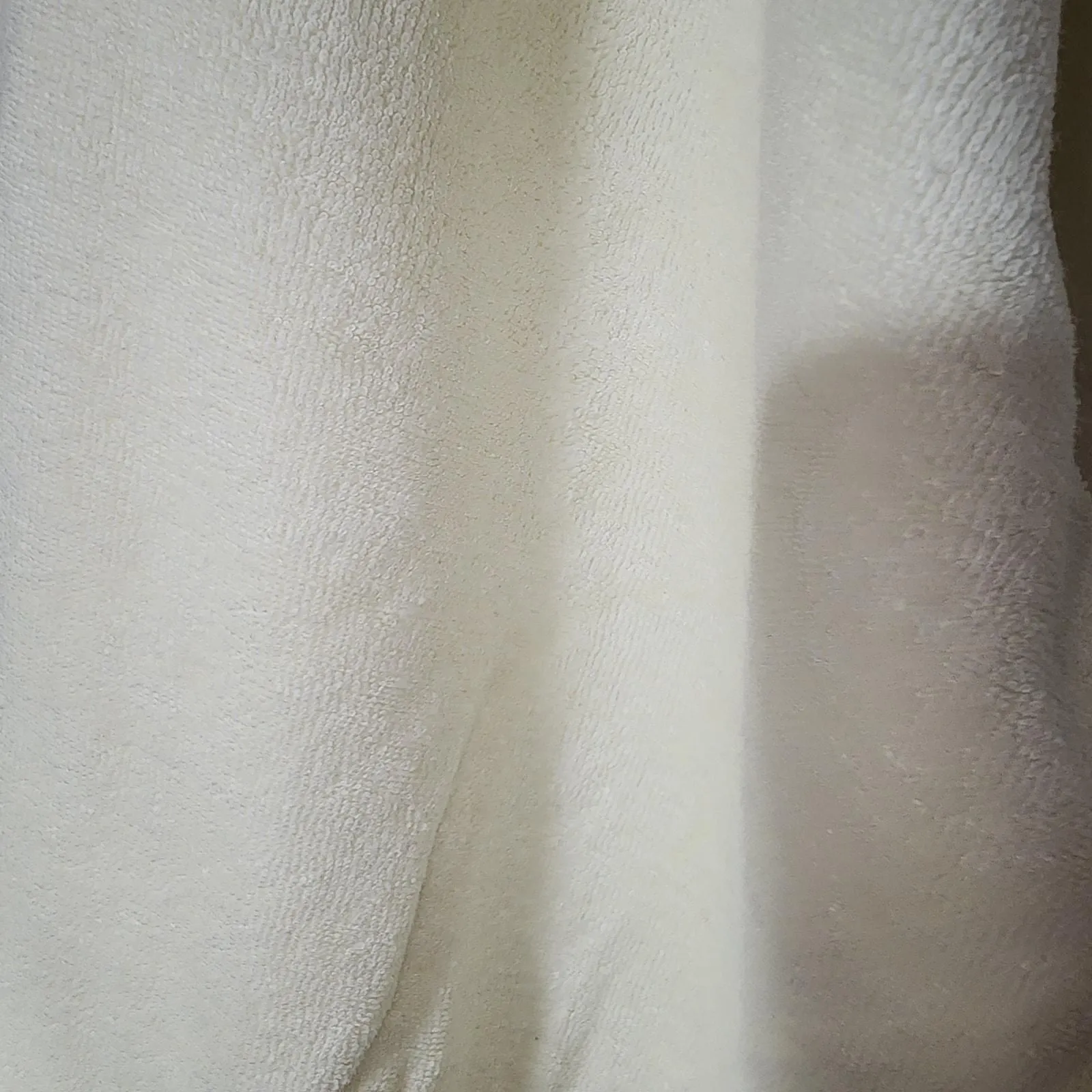 Listing Image Blurred Background