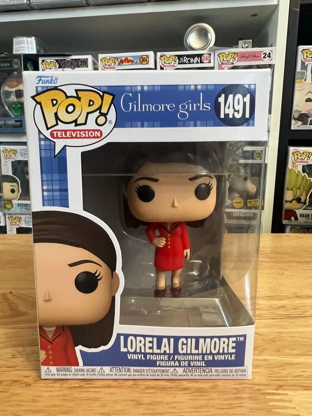Product image for NEW IN HAND Lorelai Gilmore Girls 25th Anniversary Funko Pop #1491 TV Television