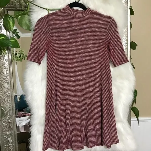 Product image for Sz XS Mock Neck red dress