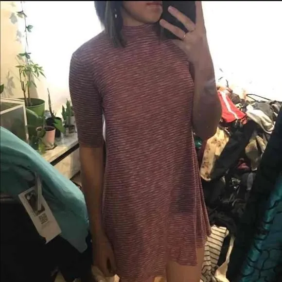 Listing Image Blurred Background