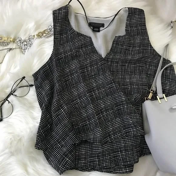 Product image for  Xs Black and white layered tank