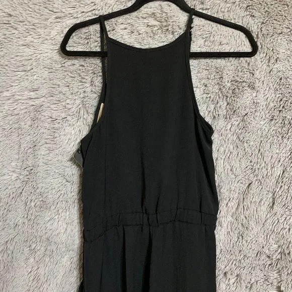Listing Image Blurred Background