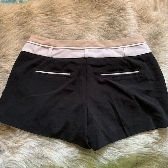 Listing Image Blurred Background