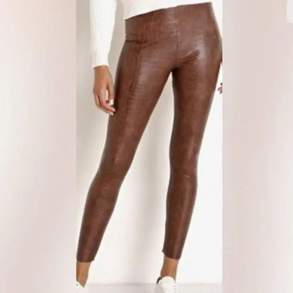 Product image for 7 For All Mankind High Waisted Leggings