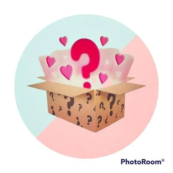 Product image for A Beautiful Box of Women's Clothing size Large.. *** 4 items***