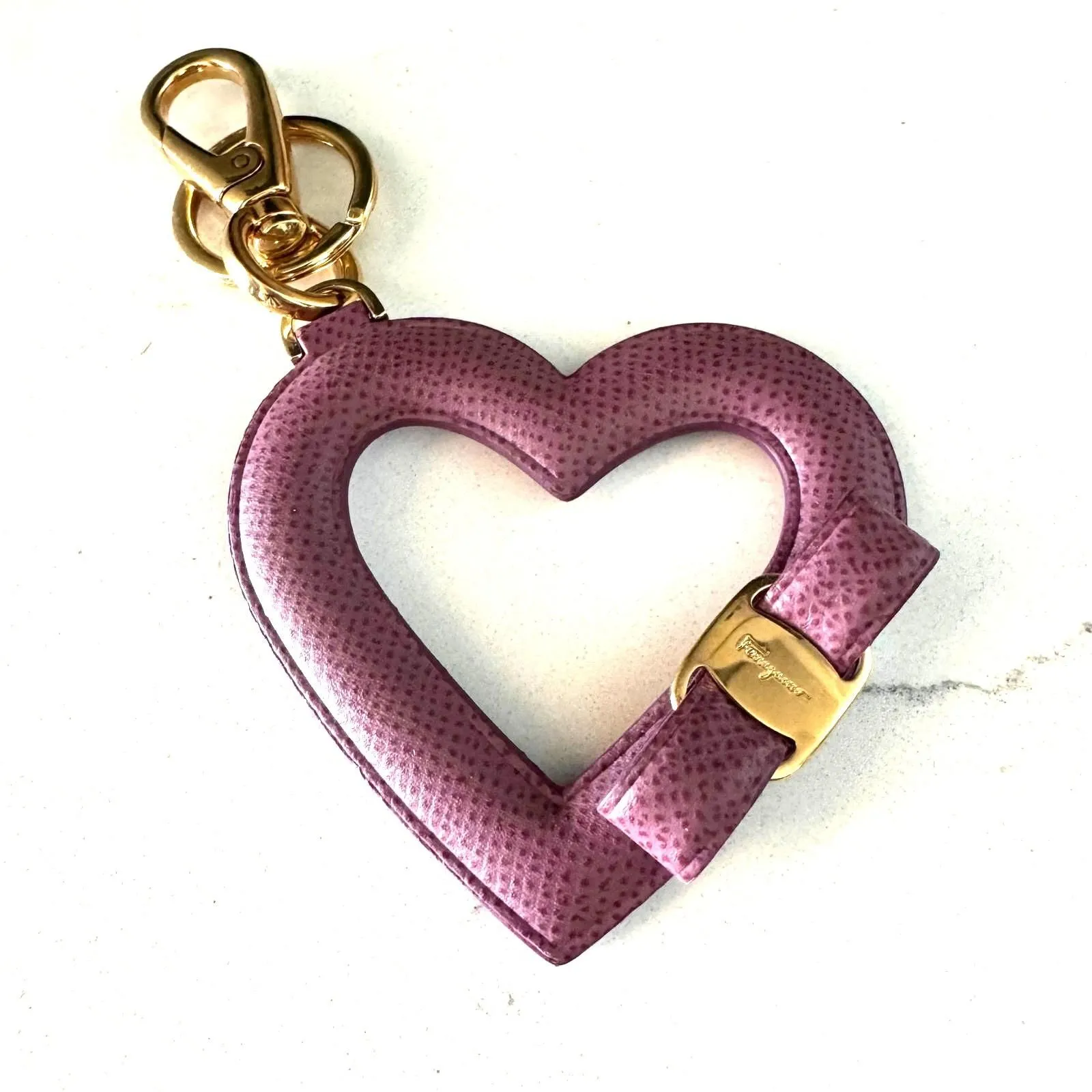 Product image for 749 Ferragamo Vara Bow Heart Bag Charm Key Chain Pink Purple Orchid GHW