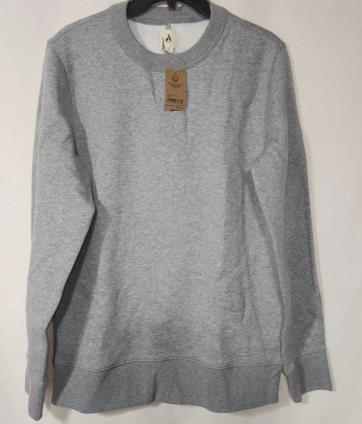 Product image for Sweatshirt small gray men's by amazon - new-without-tags - Amazon