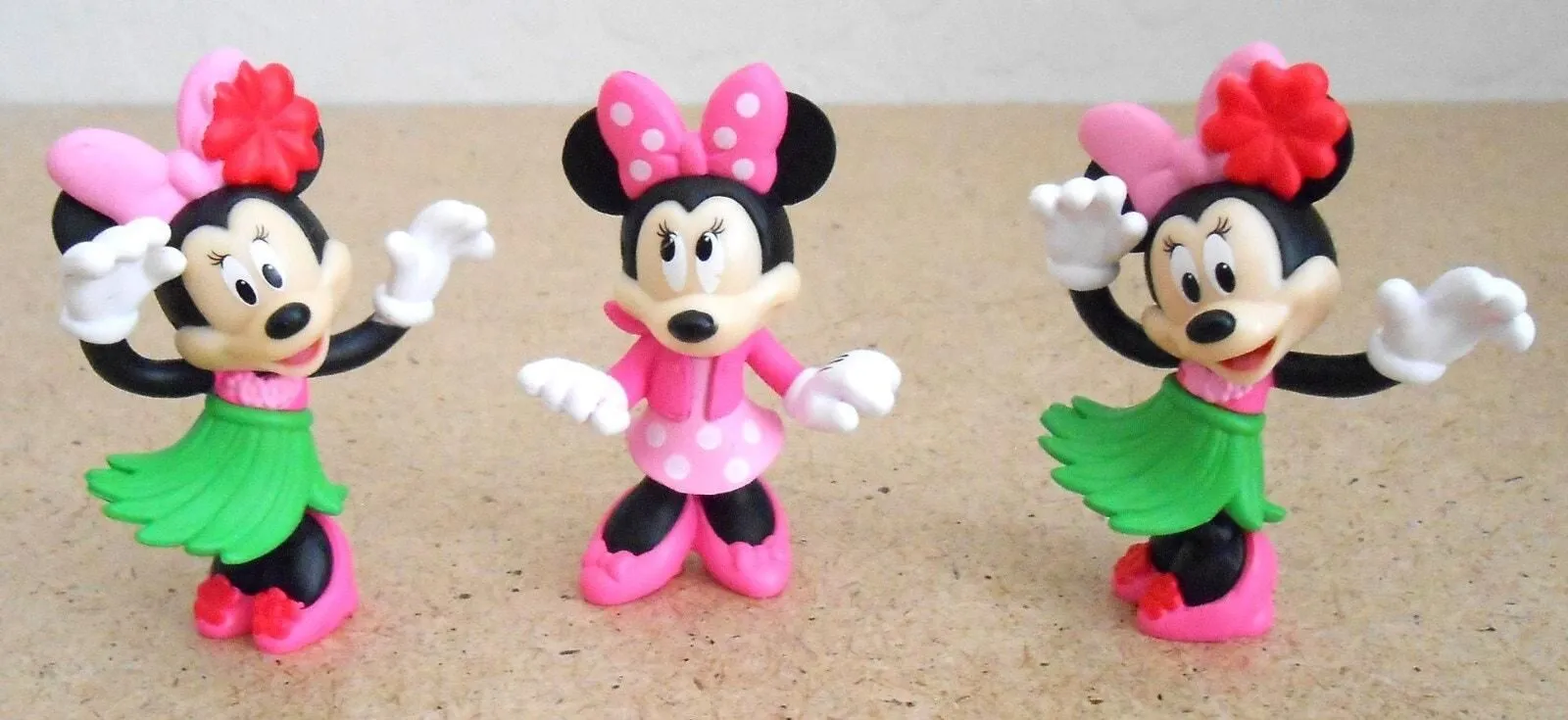 Product image for Disney Mini Mouse Set of 3 PVC Mini Figurine Toys - Hula Skirt & Pink Outfit