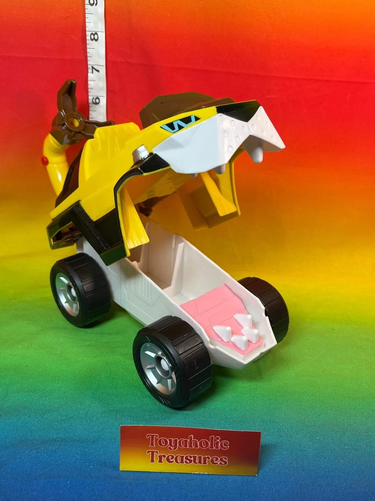 Listing Image Blurred Background