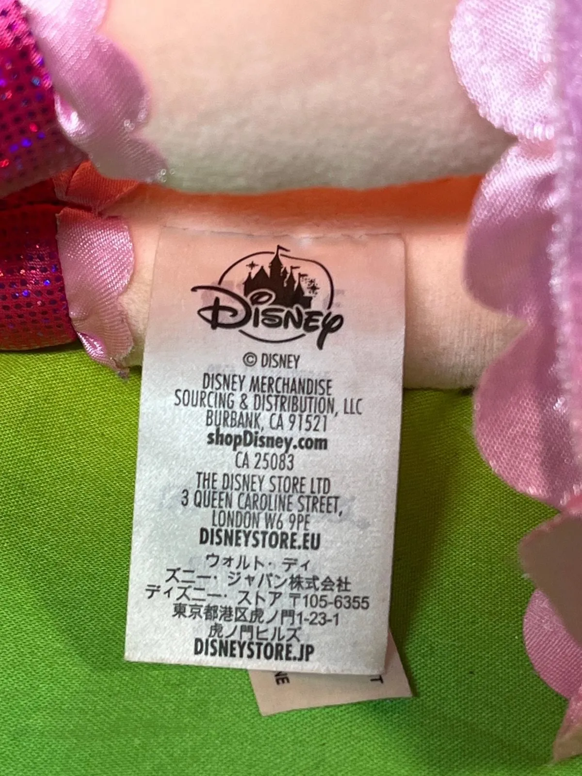 Listing Image Blurred Background