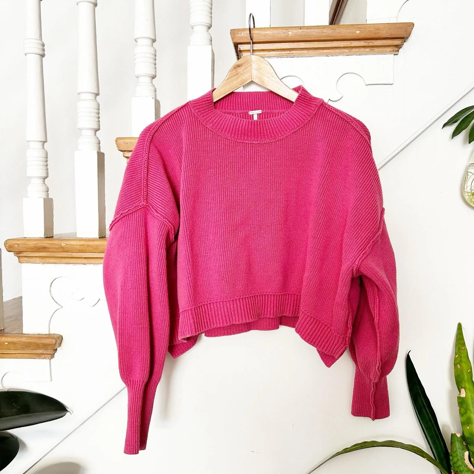 Listing Image Blurred Background
