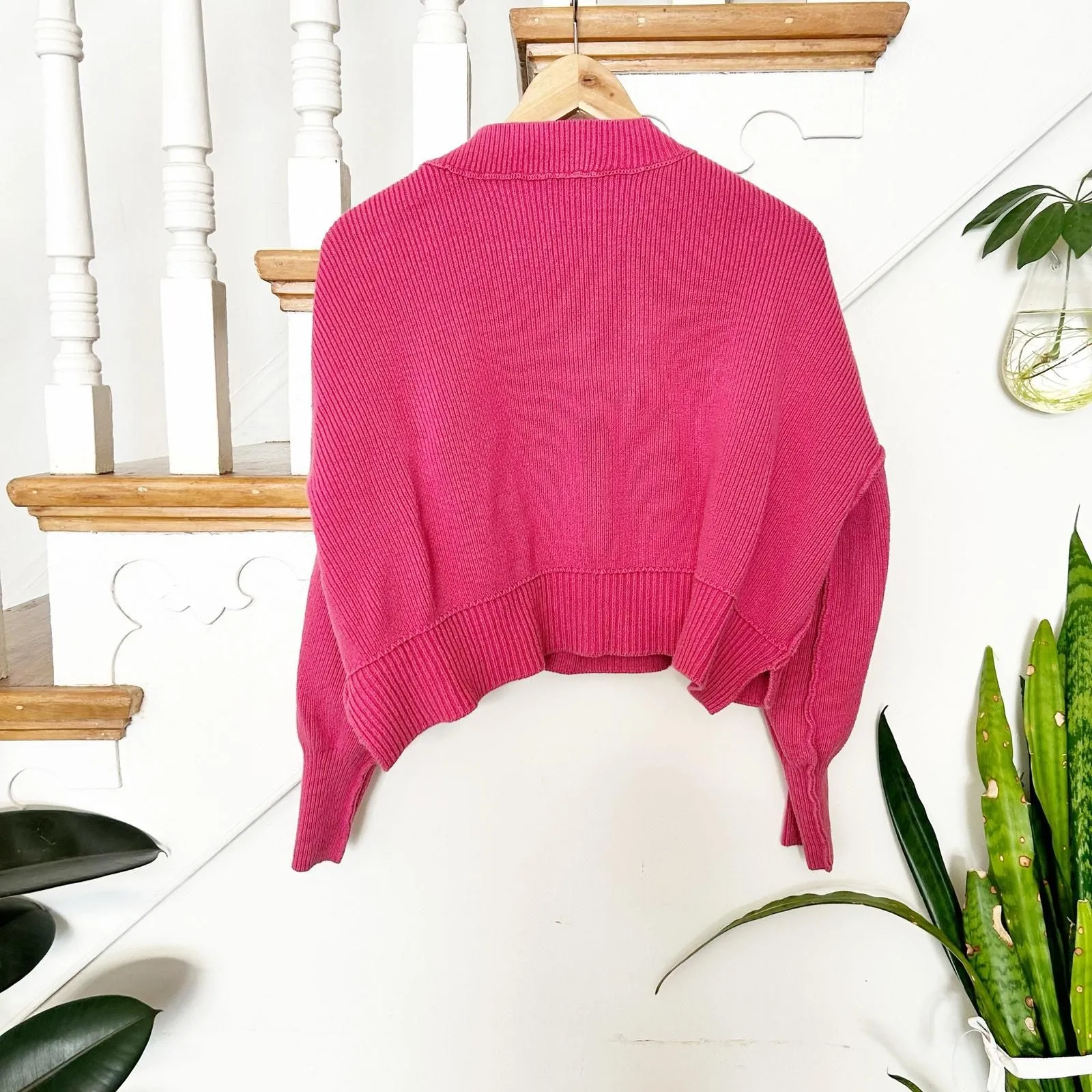 Listing Image Blurred Background