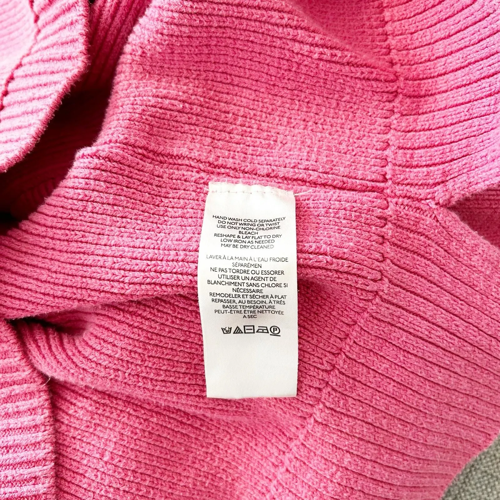 Listing Image Blurred Background