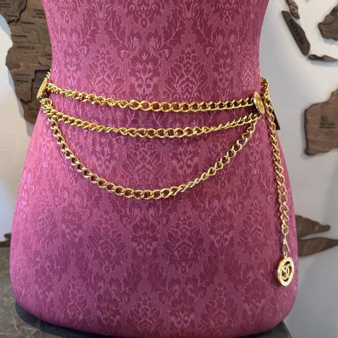 Product image for *New* 191 Chanel Vintage Triple Strand Sunburst Medallion Chain Belt