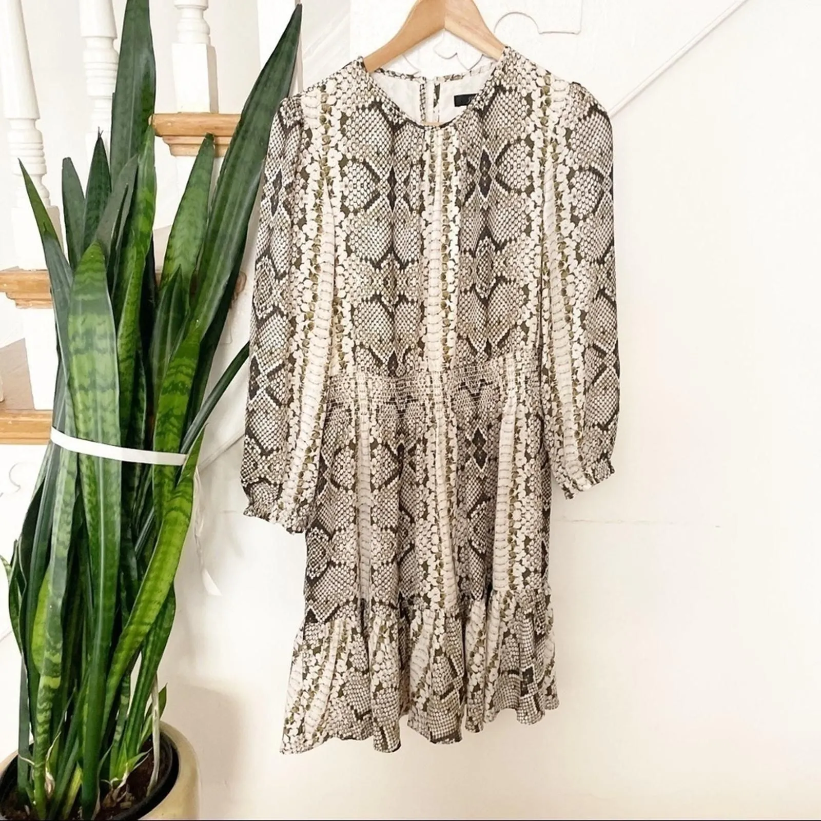 Product image for J.Crew Glendale Cinched-Waist Dress Snakeskin Print Size X-Small - new-without-tags - J. Crew