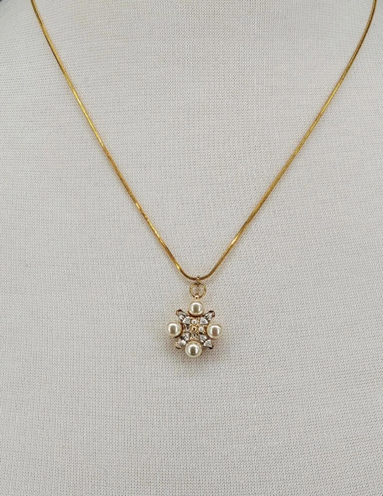 Product image for VTG Sarah Coventry Faux Pearl Pendant Necklace