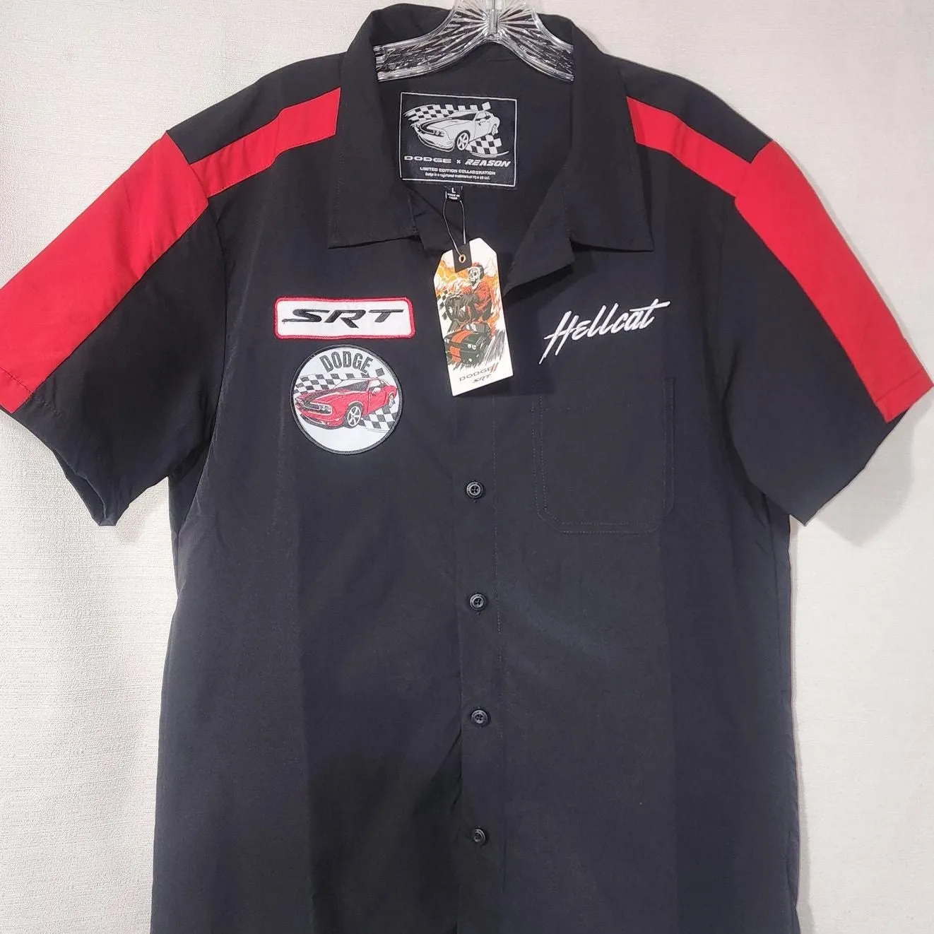 Product image for Dodge raise hell button down short sleeve shirt size Large NWT - new-without-tags - Dodge