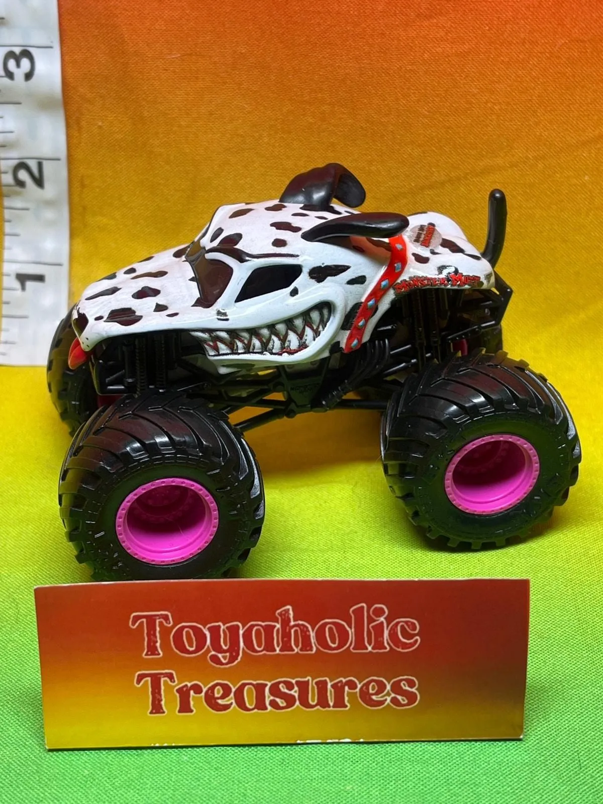 Product image for Monster Jam Monster Mutt Dalmatian Truck
Pink Rims