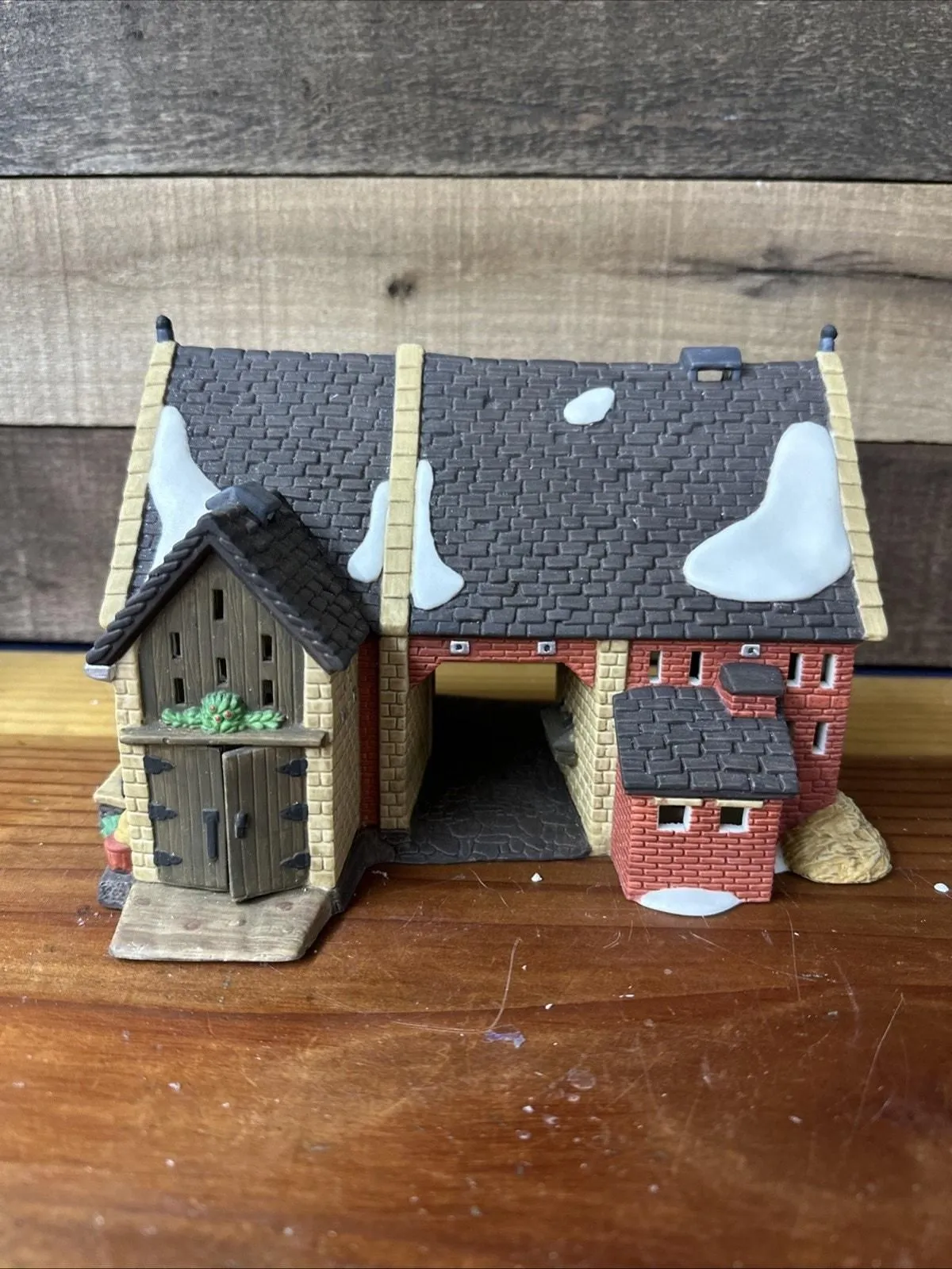 Product image for Dept 56 Dickens Heritage Village Butter Tub Barn #58338 1996 - In Box