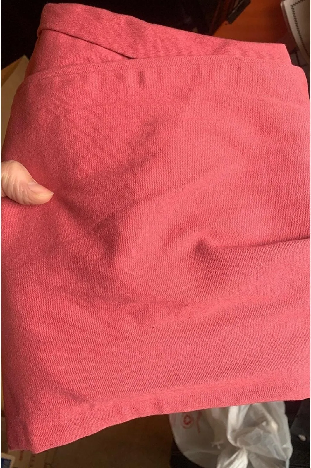 Listing Image Blurred Background