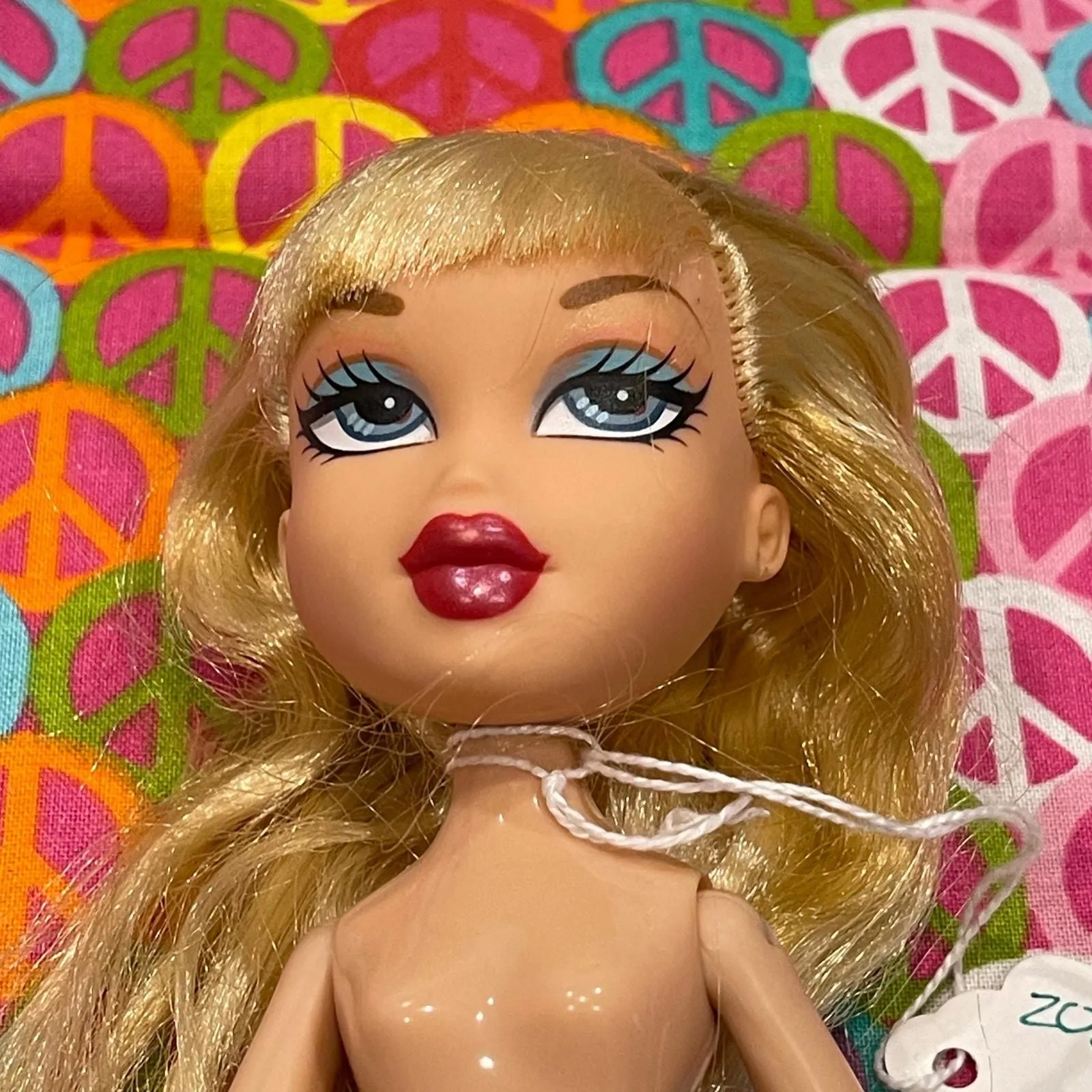 Product image for Bratz Cloe Doll Lot 20B #63