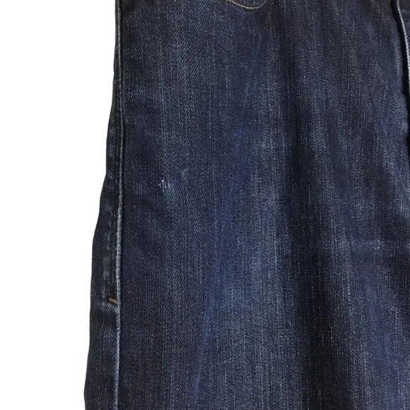 Listing Image Blurred Background