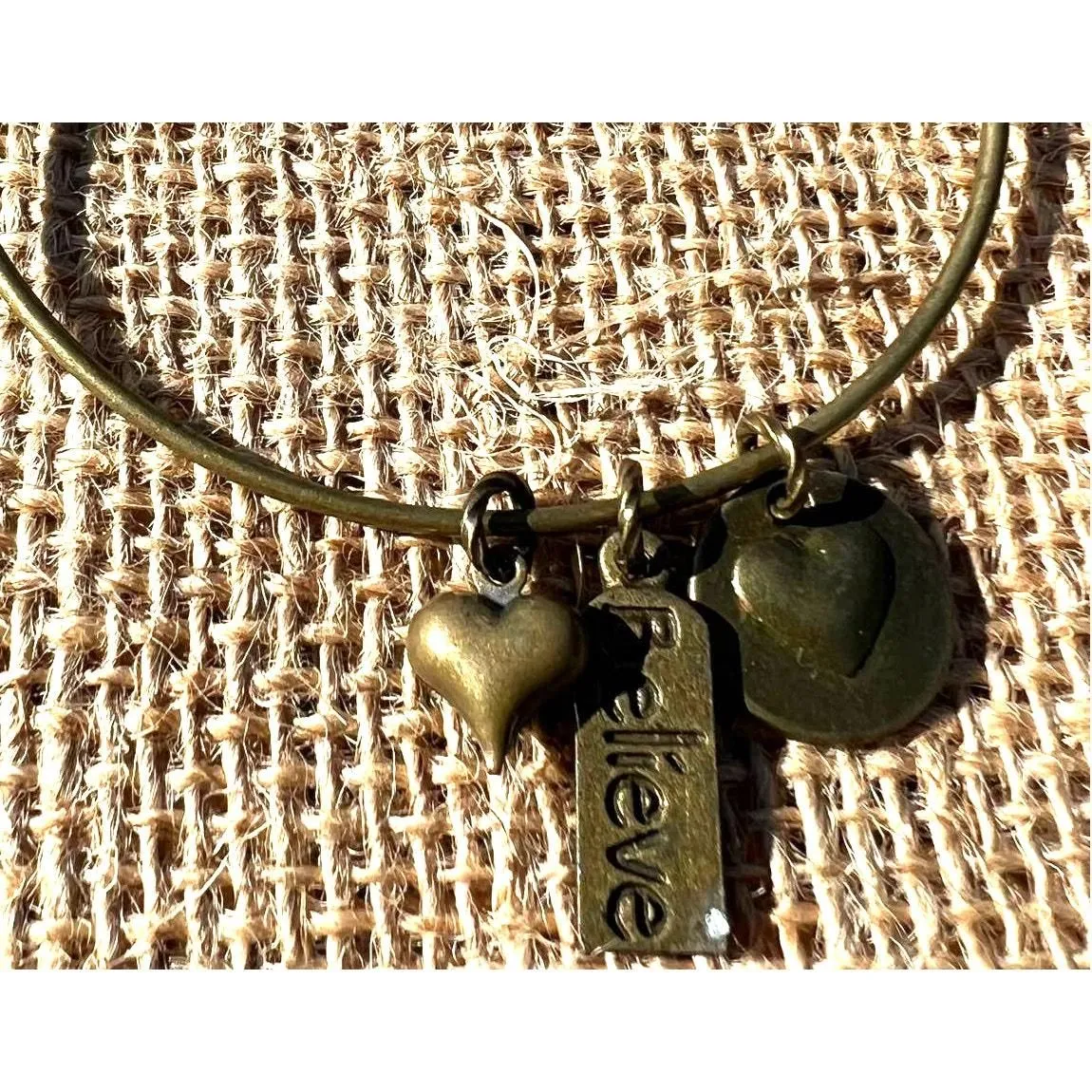 Product image for Inspirational Love Believe Bangle Brass Toned Bracelet Pre-Loved - Bracelet - pre-owned---good