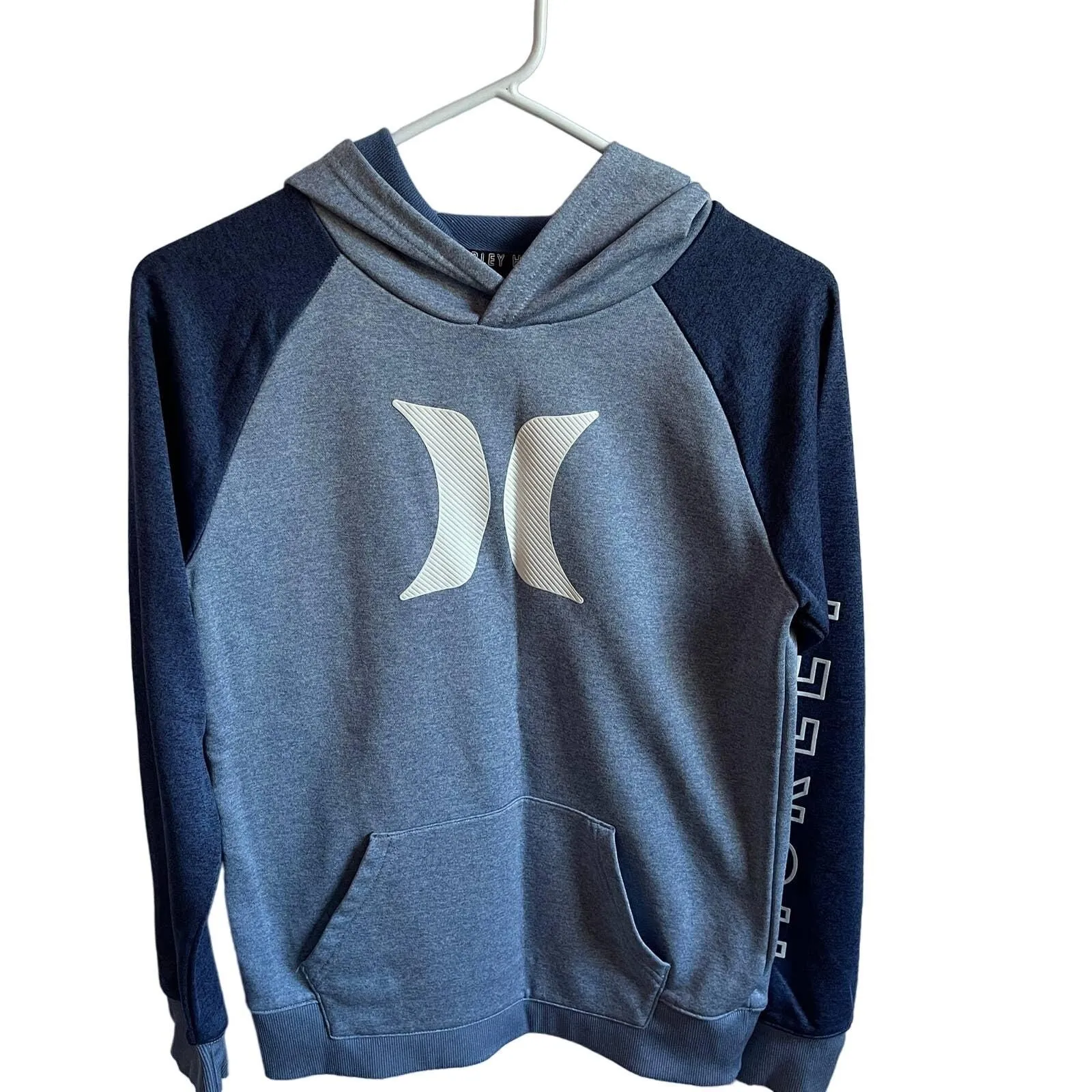 Product image for Hurley Kids Blue Long Sleeve Hoodie 100% Polyester Front Pocket Large - pre-owned---good - Hurley