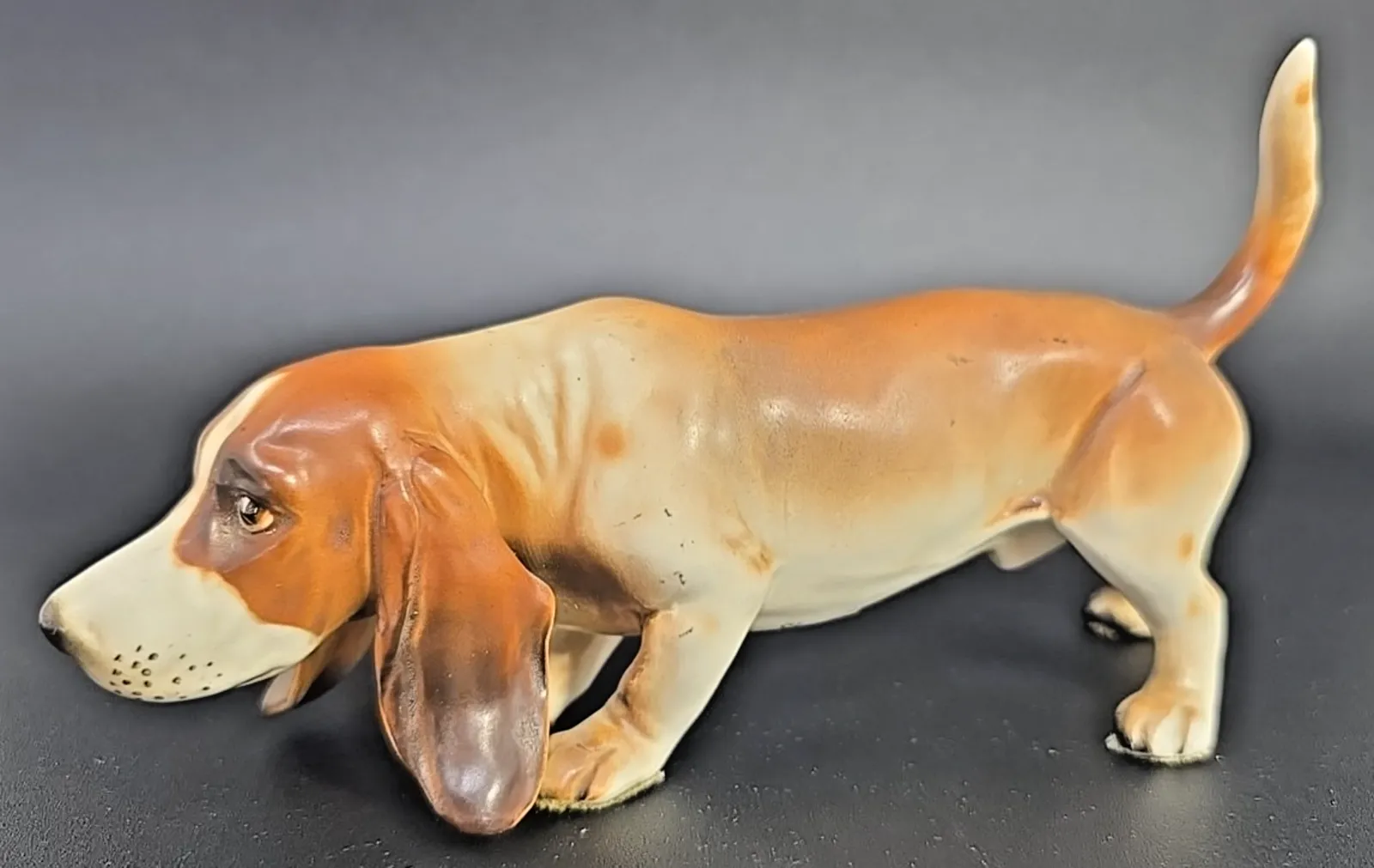 Product image for Vintage NAPCO National Potteries Co Cleveland Basset Hound Dog Figurine Japan - good