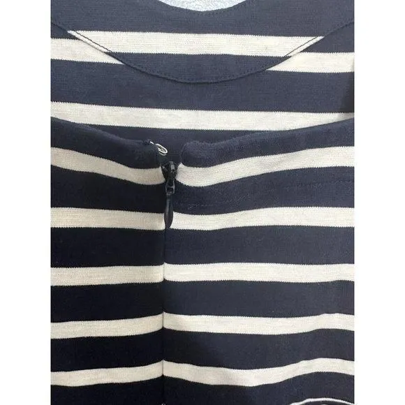 Listing Image Blurred Background