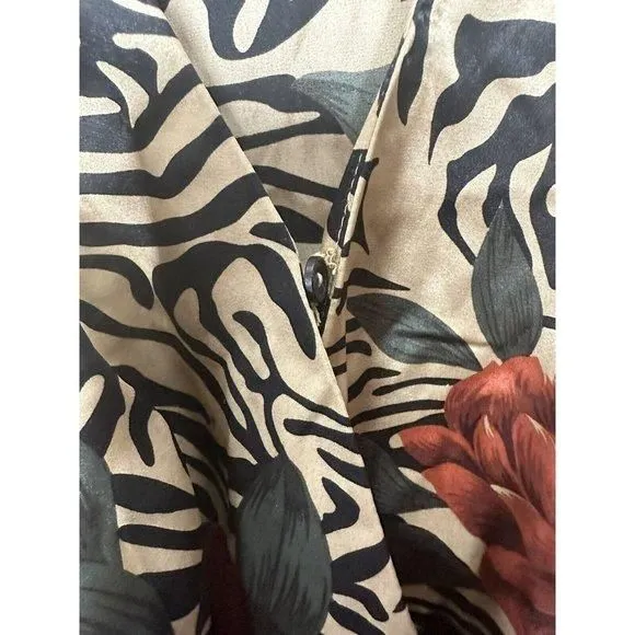 Listing Image Blurred Background