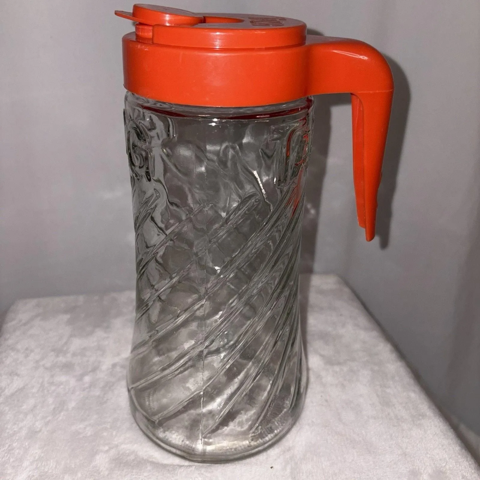 Product image for Vintage Retro 1970's Glass TANG Swirl Pitcher 1-Quart with Orange Lid