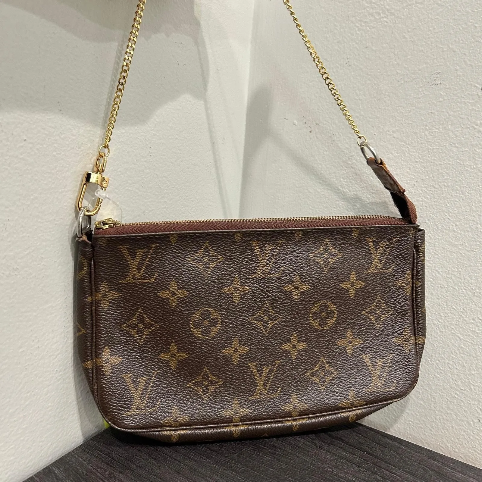 Product image for #1005 LOUIS VUITTON Monogram Pochette